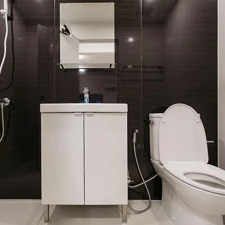 U4 Large 2 Bed Rooms Full Kitchen 200M To Bts Bangkok Exterior photo