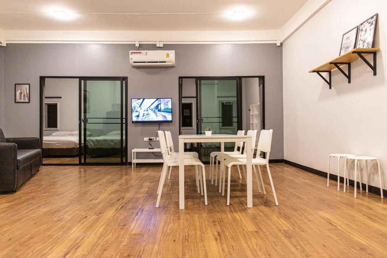 U4 Large 2 Bed Full Kitchen 200m To Bts กรุงเทพมหานคร