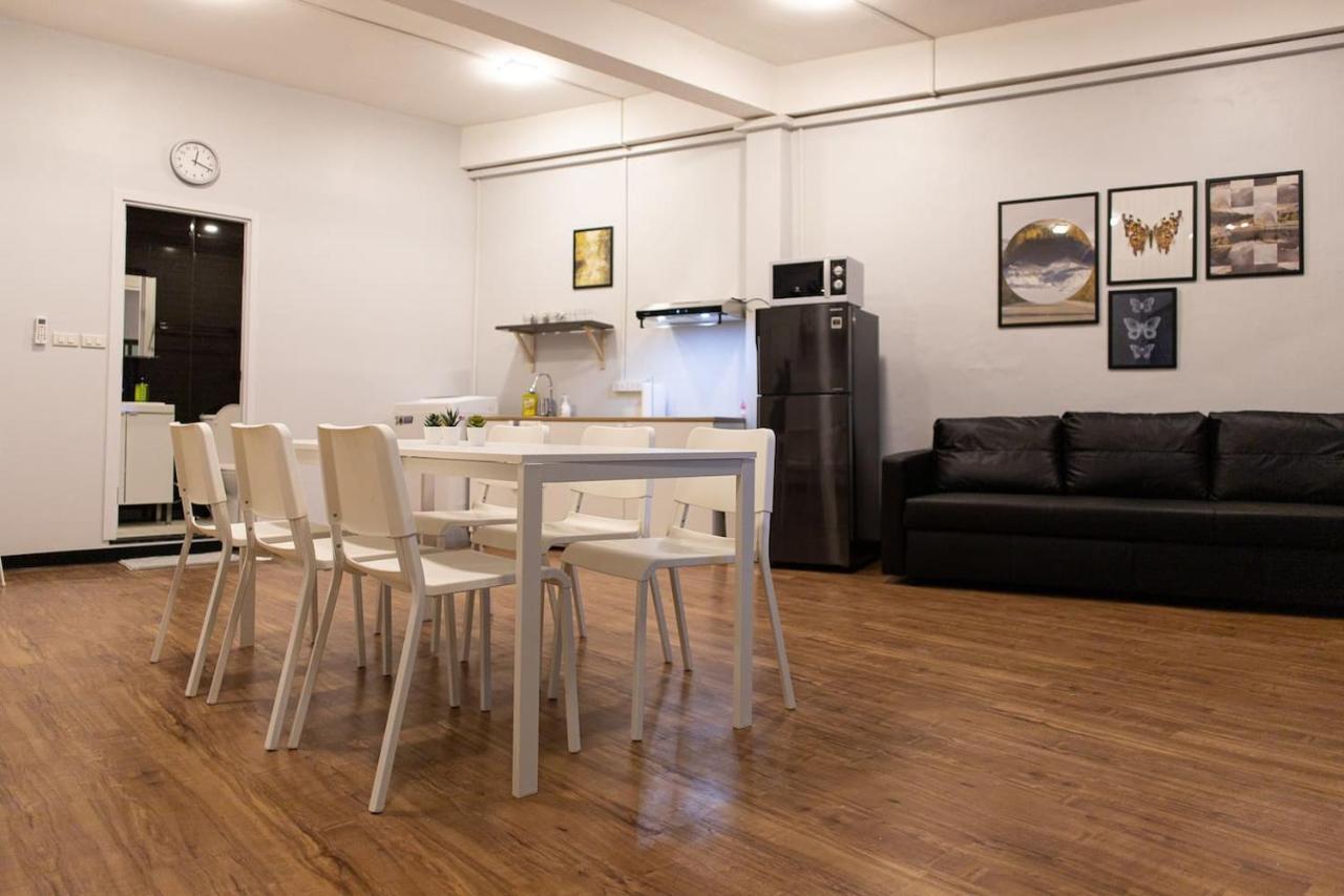 Pangsapuri U4 Large 2 Bed Full Kitchen 200m To Bts Bangkok