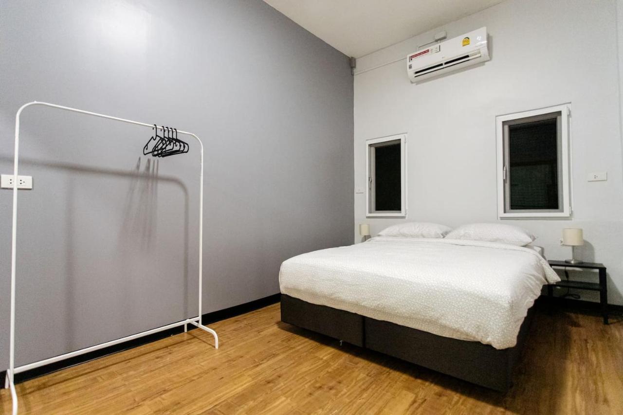 Pangsapuri U4 Large 2 Bed Full Kitchen 200m To Bts Bangkok